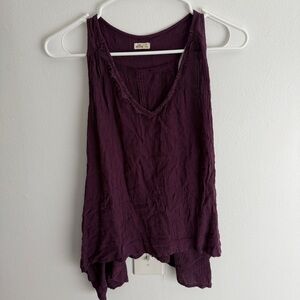 Hollister maroon tank top